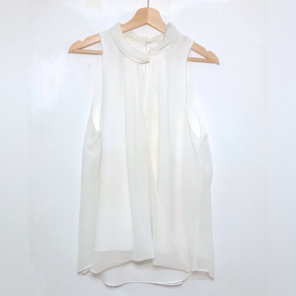 Calvin Klein Keyhole Sleeveless Flowy Top